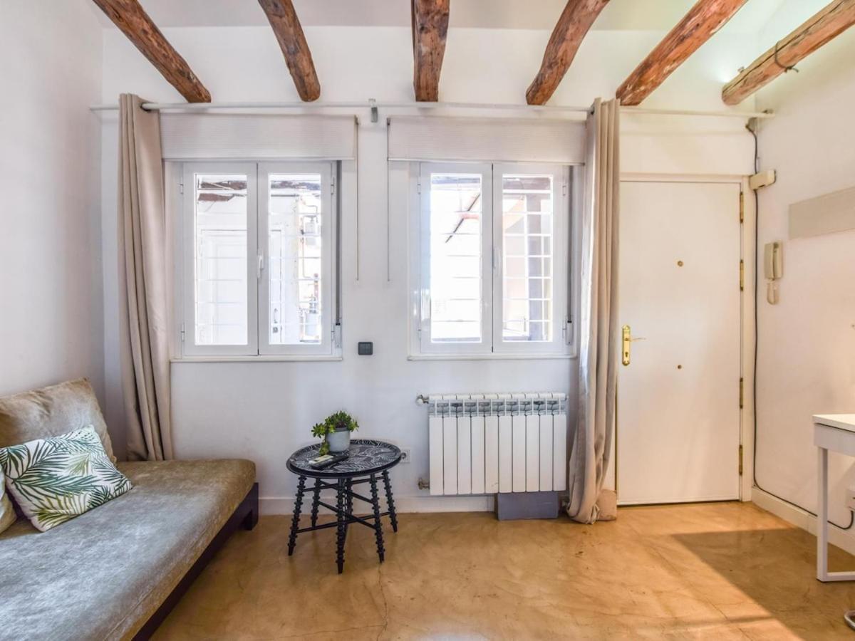 Apartamento En La Plaza De Lavapies Para 4 Personas Мадрид Екстер'єр фото