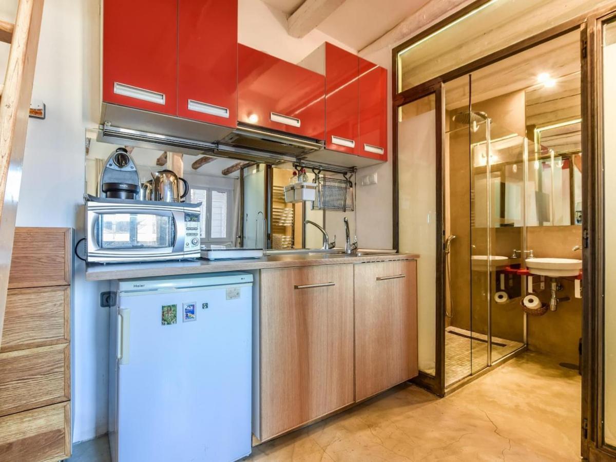 Apartamento En La Plaza De Lavapies Para 4 Personas Мадрид Екстер'єр фото