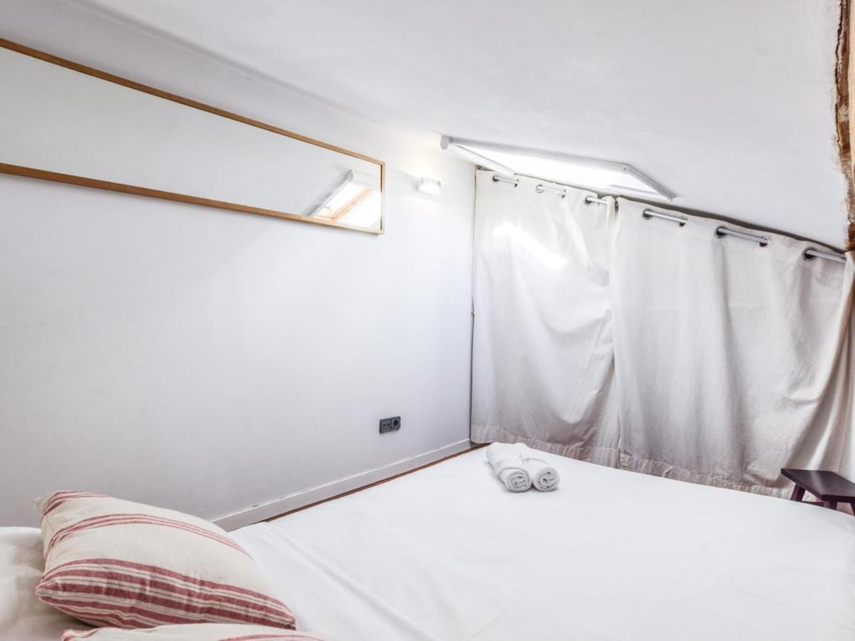 Apartamento En La Plaza De Lavapies Para 4 Personas Мадрид Екстер'єр фото
