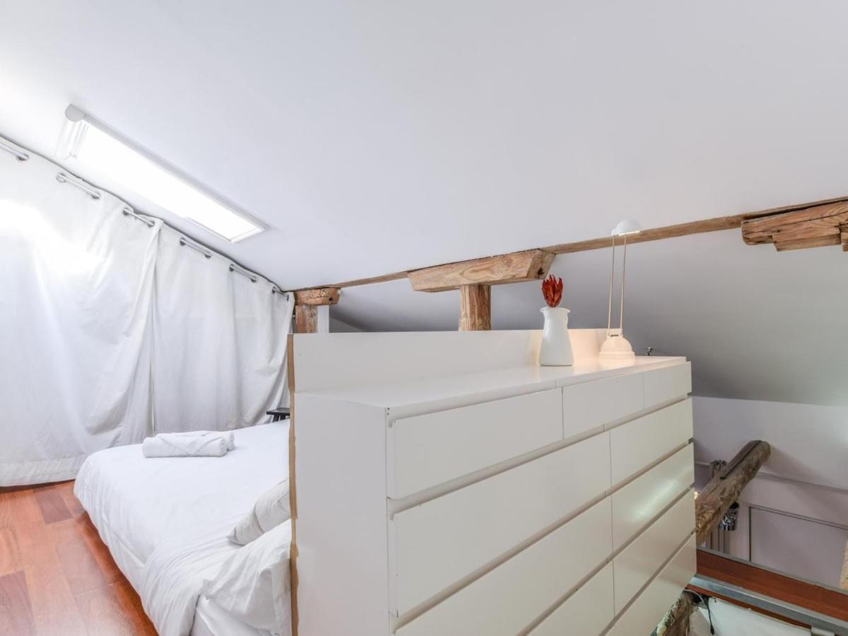 Apartamento En La Plaza De Lavapies Para 4 Personas Мадрид Екстер'єр фото